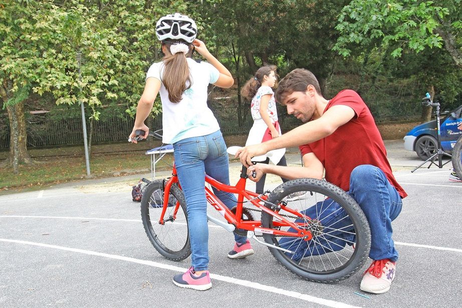 "O ciclismo vai à escola” anima Melgaço