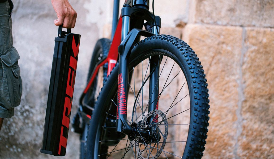 É possível transportar a bateria de uma eBike no avião?