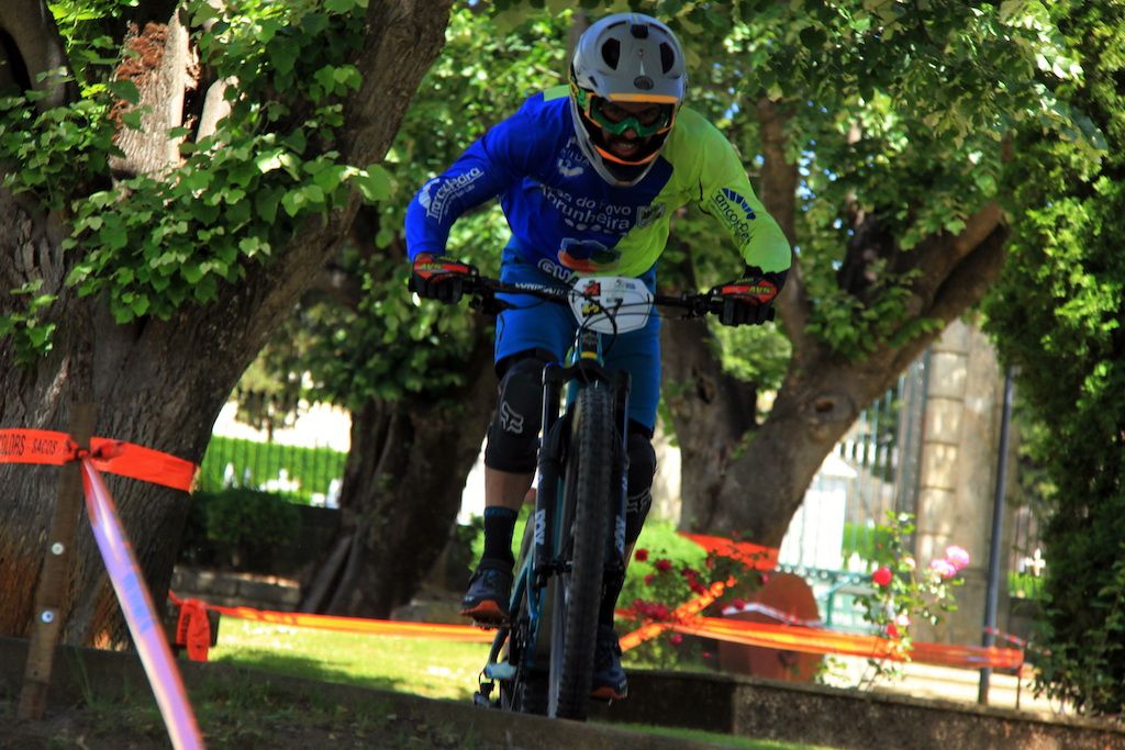 Taça de Enduro: João Rodrigues e Maaris Meier vencem nos Açores