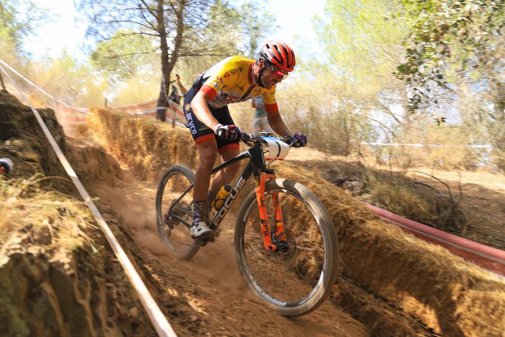 Mário Costa e Raquel Queirós carimbam triunfo na Taça
