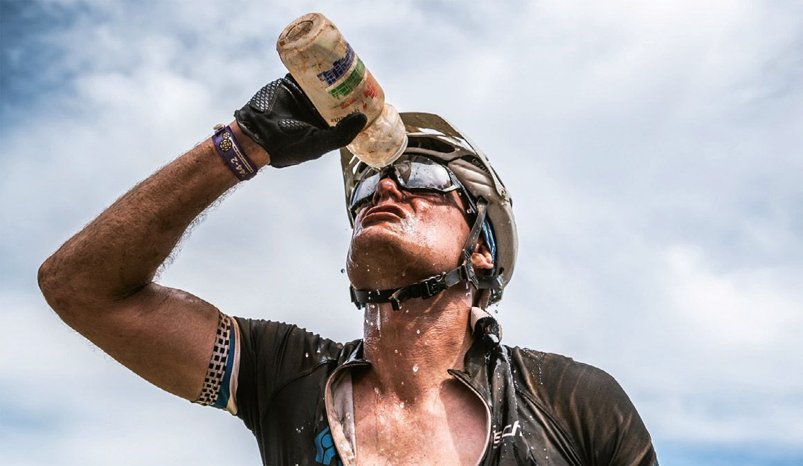 Quando é que é necessário uma bebida isotónica em vez de água? 