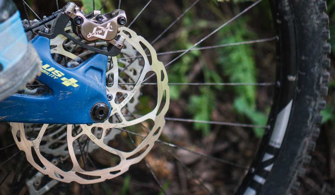 Os teus travões vibram? 6 passos para solucionar este problema