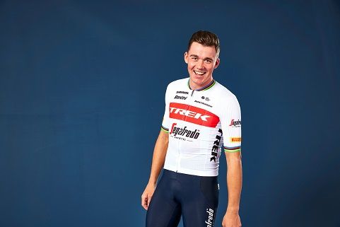 Trek apresenta o novo vestuário da equipa Trek-Segafredo 2022