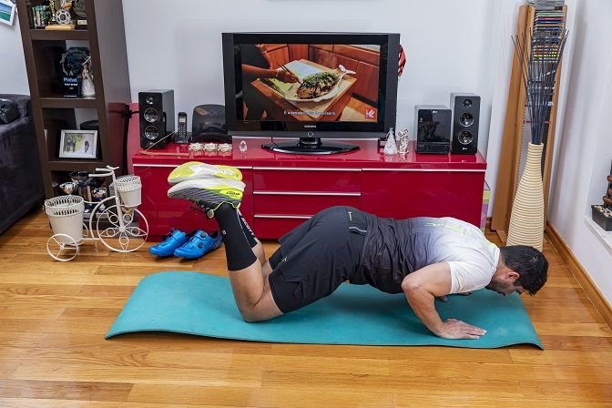 Está a chover? Opta pelo treino funcional em casa