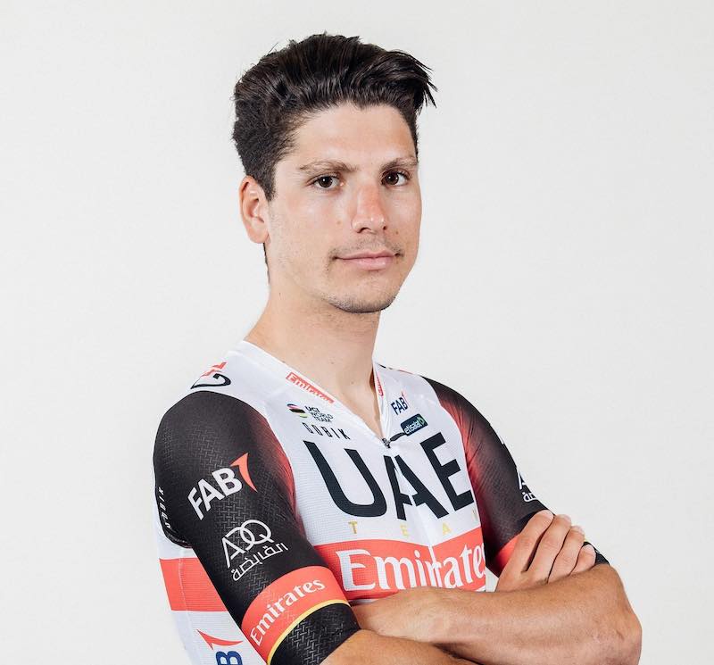 João Almeida já enverga as cores da UAE Team Emirates