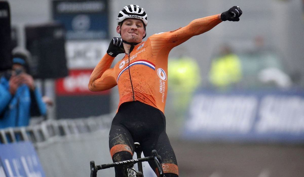 Van der Poel coloca um ponto final na sua temporada de ciclocrosse 