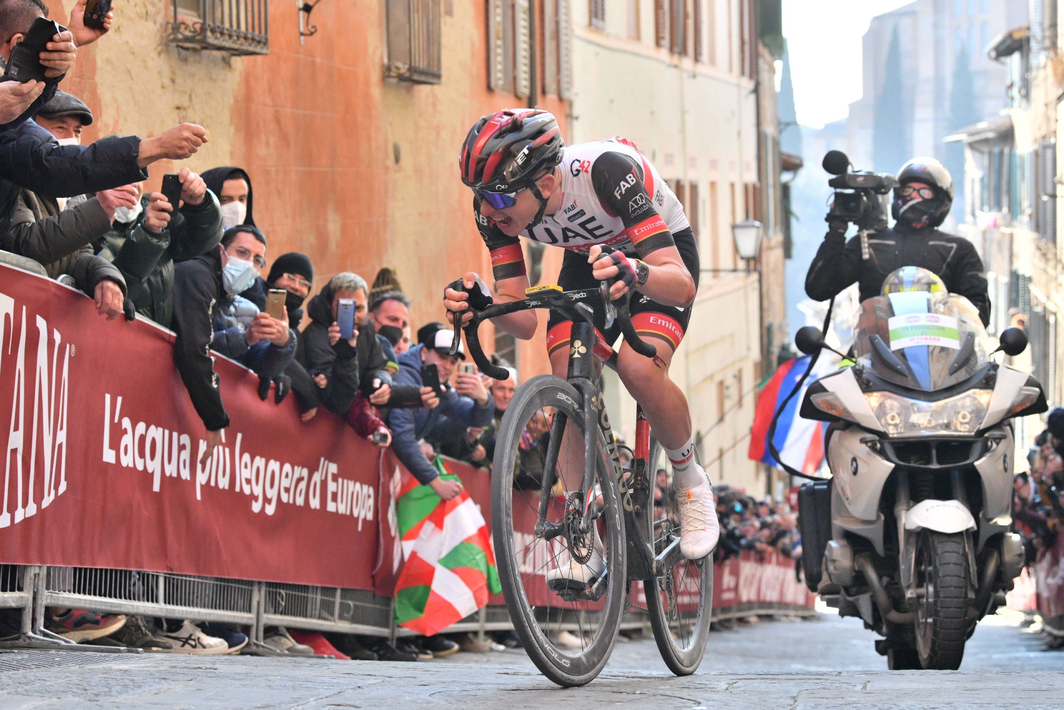 [VIDEO] Os "momentos chave" da vitória de Pogacar na Strade-Bianche