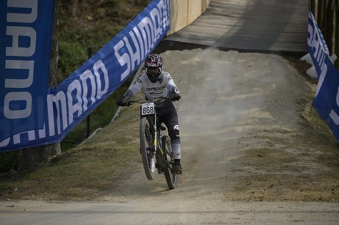 Downhill: Pau Menoyo e Margarida Bandeira dominam em Boticas