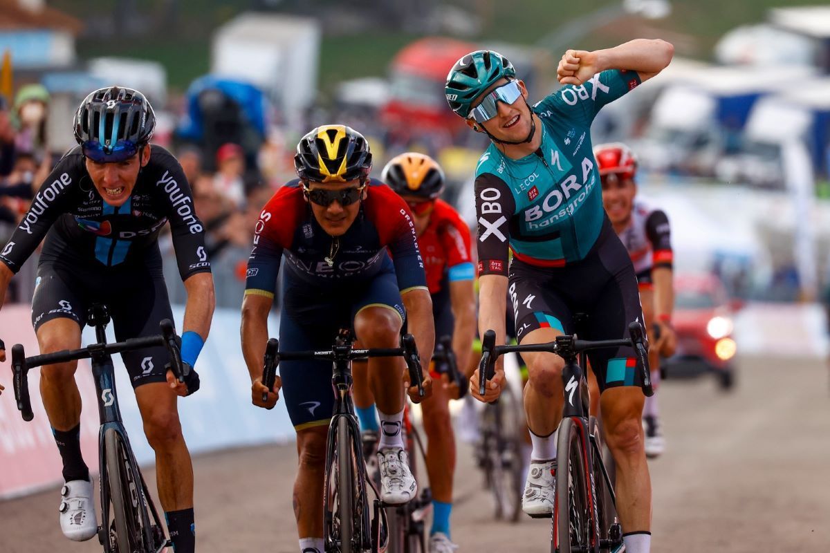 Jai Hindley surpreende na 9ª etapa do Giro e João Almeida sobe ao 2º posto