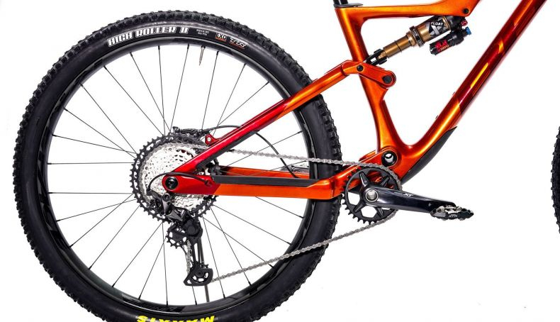 bh lynx trail carbon 26