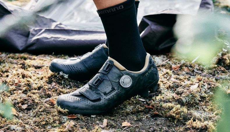 Shimano apresenta os novos sapatos de gravel RX801