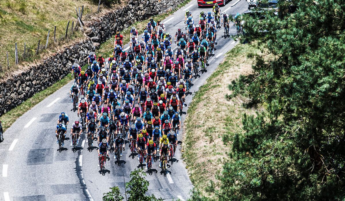 UCI publica a lista de equipas que solicitaram licença para 2023