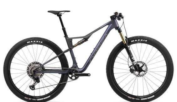 Oiz M Pro (Carbono OMX). 6.299 € Oiz M Pro (Carbono OMX). 6.299 €
