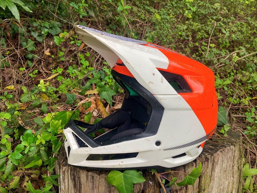 TESTE capacete Lazer Cage Kineticore