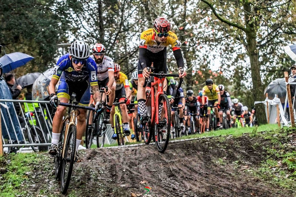 Jornada dupla de pista e ciclocrosse no próximo fim de semana
