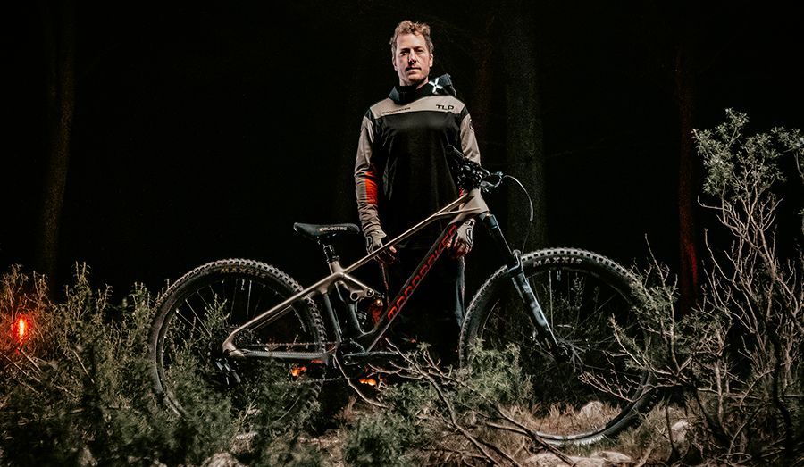 Sergio Layos assina contrato com a Mondraker