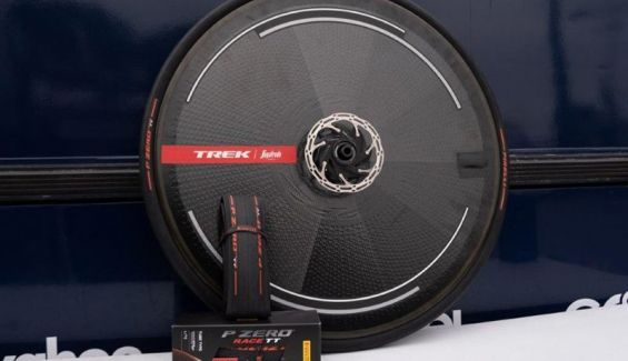 pirelli p zero race tt attrek segafredo 2