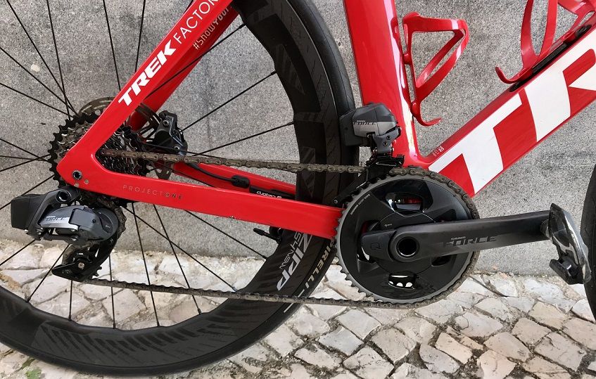 Teste grupo eletrónico SRAM Force eTap AXS