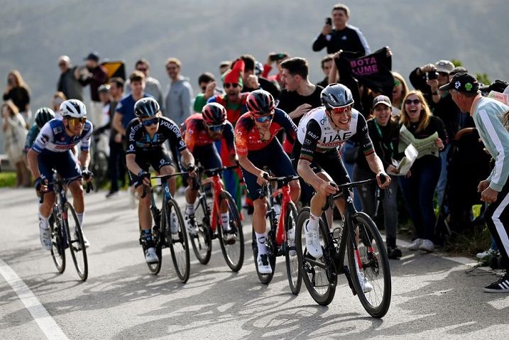 João Almeida vai defrontar Roglic, van der Poel e Van Aert na Tirreno Adriático