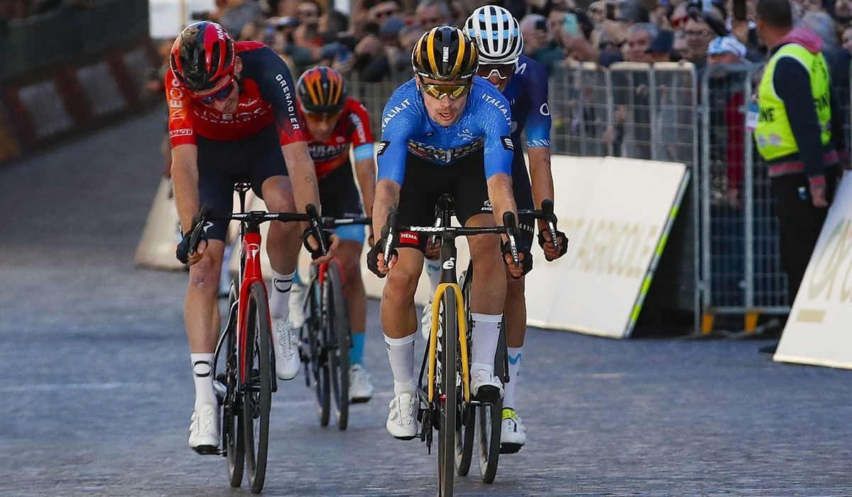 João Almeida é terceiro na sexta etapa do Tirreno Adriático em dia de ataques