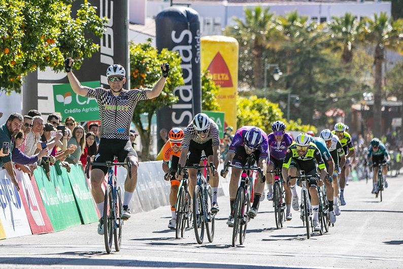 Luke Lamperti venceu a primeira etapa da Volta ao Alentejo