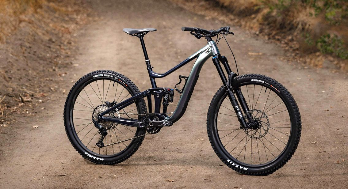 Giant apresenta a nova Reign 2023
