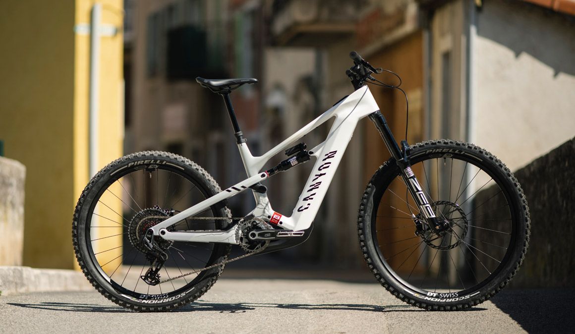 Canyon apresenta a nova StriveON