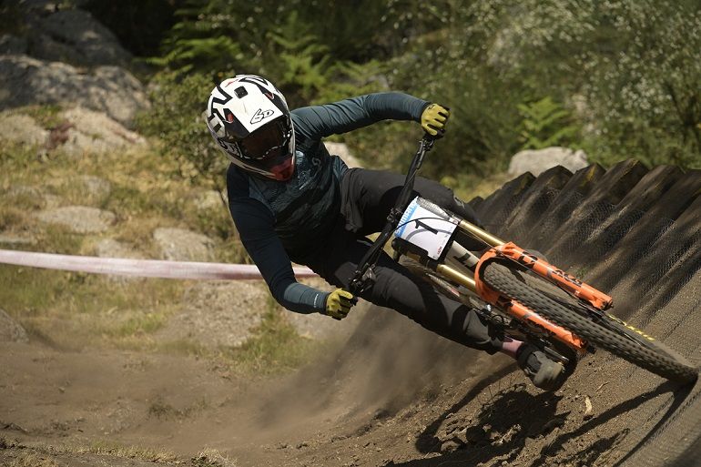 Irmãos Bandeira ganham nacionais de Downhill