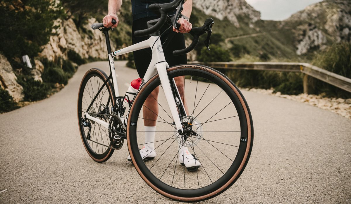Goodyear apresenta a gama de pneus de bicicleta de estrada de nova geração