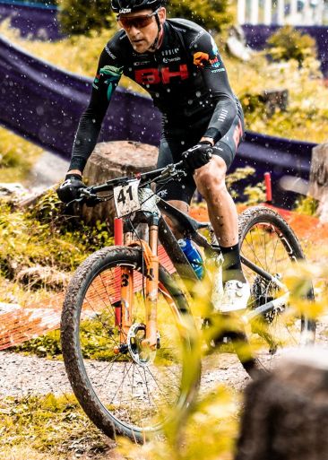 valero y el bh coloma team estrenan una nueva bh lynx en lenzerheide detalle 6