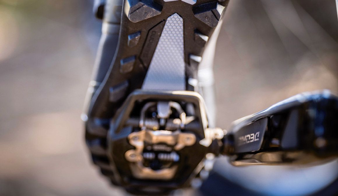 Utiliza sempre os cleats originais dos teus pedais