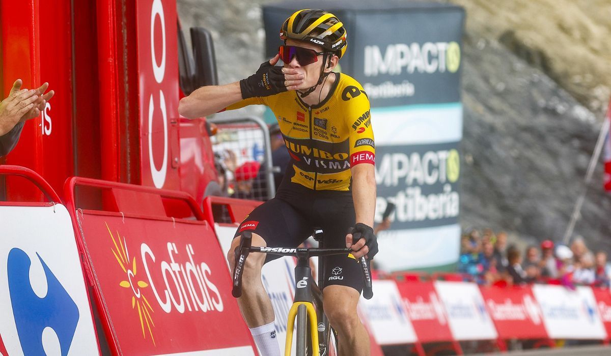 Jumbo Visma dá machadada final no Tourmalet