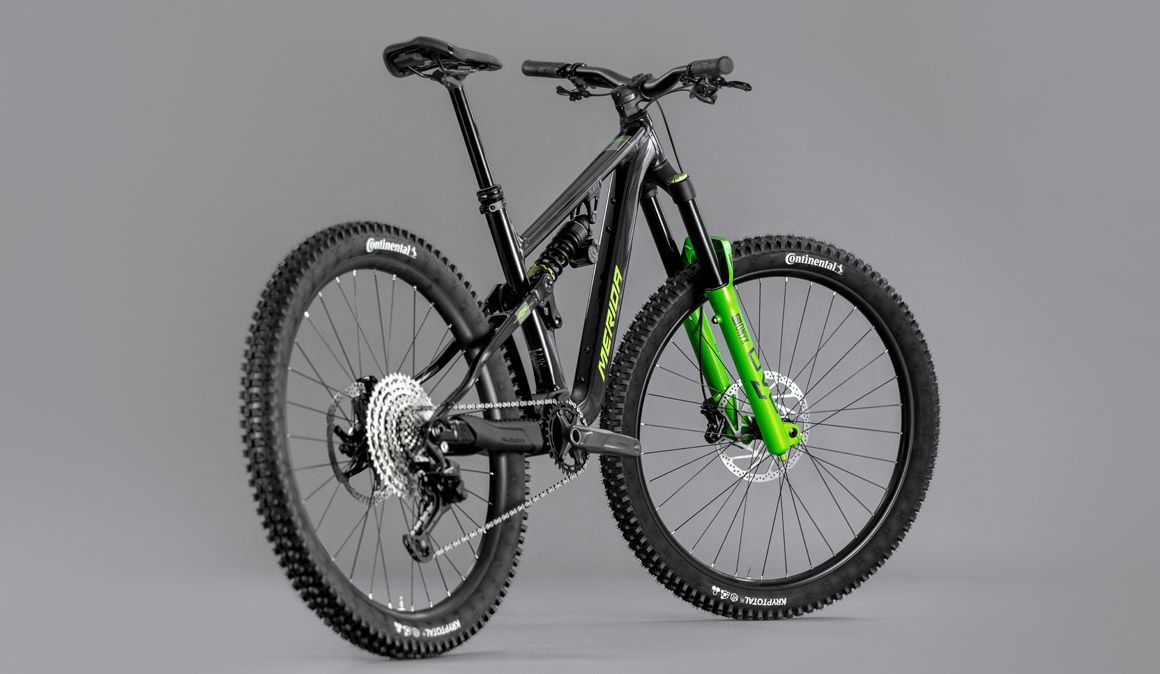 Nova Merida One Sixty FR com mais curso e amortecedor de mola