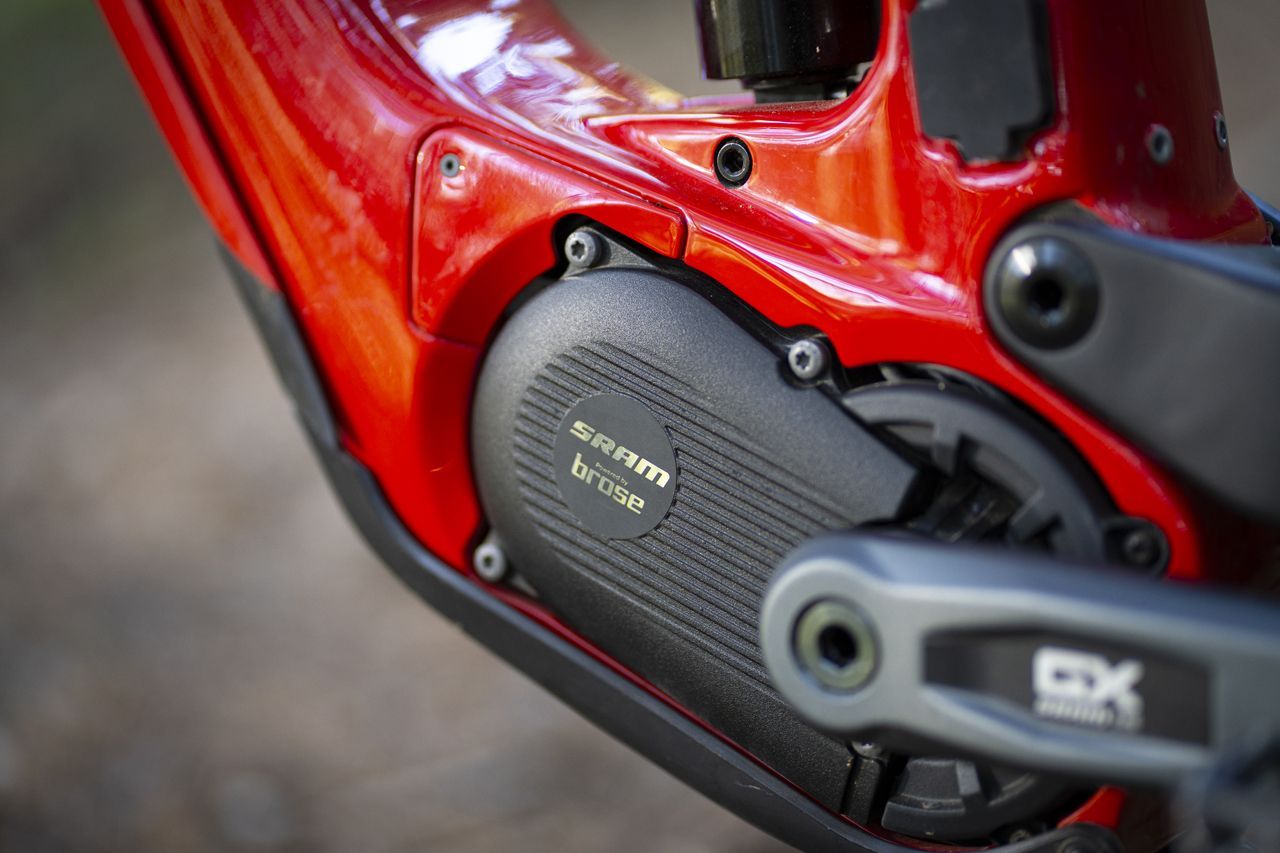 Novo motor da SRAM tem mudanças automáticas