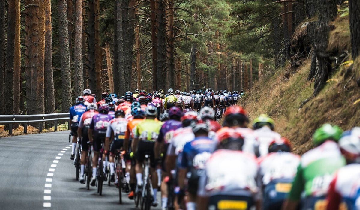 Pelotão da Volta a Espanha vai ter de subir a Serra da Estrela em 2024