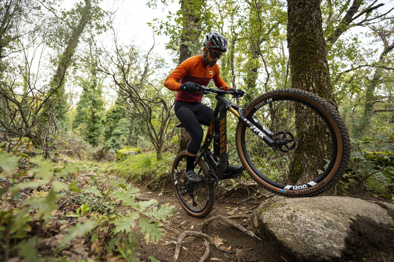 Já testámos a nova Canyon Lux Trail