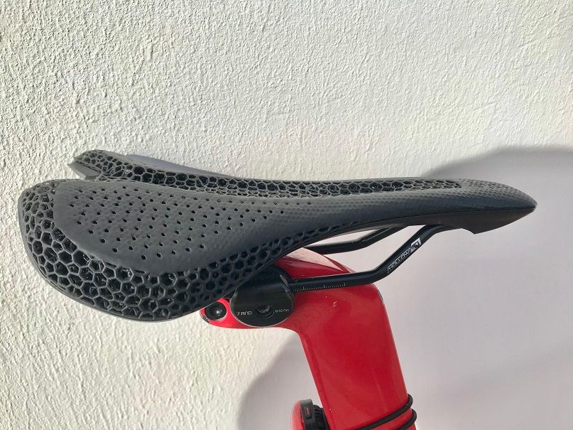 Já testámos o novo selim Specialized Romin Evo Pro Mirror