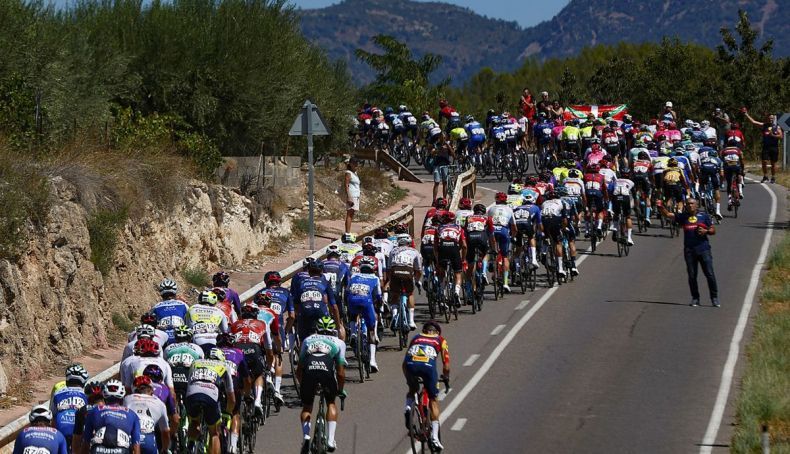 UCI propõe um protocolo contra o calor excessivo para proteger os ciclistas