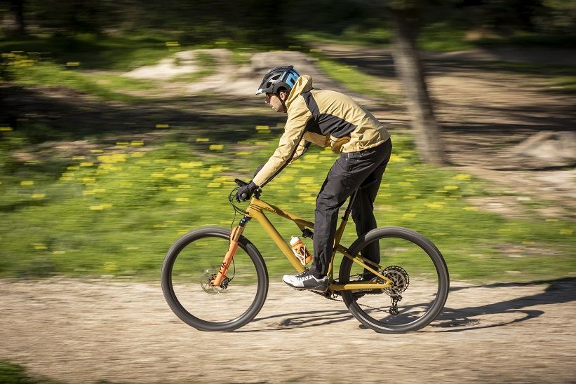 Testámos o vestuário Tahoe da Alpinestars