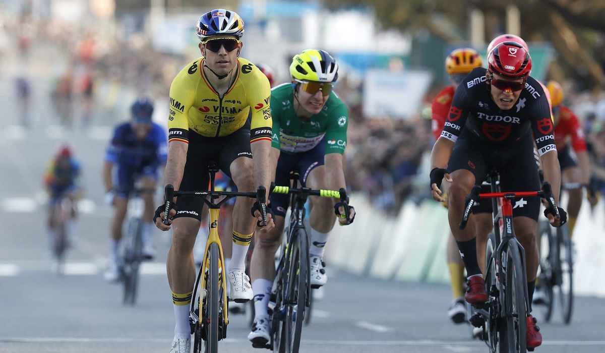 Van Aert obtém em Tavira a sua primeira vitória da temporada