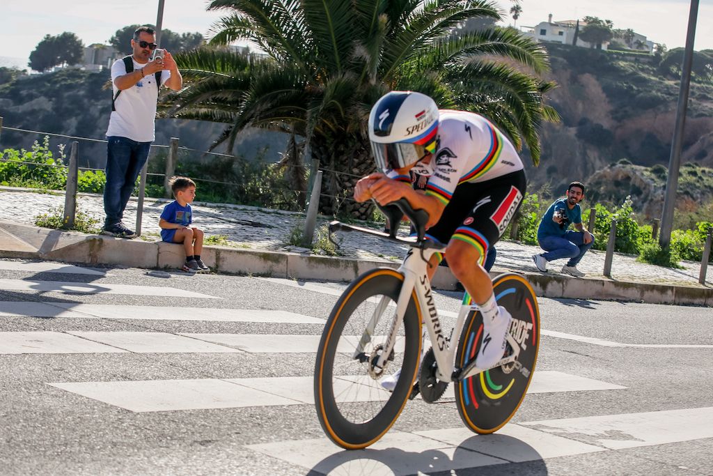 Evenepoel ganha contrarrelógio de Albufeira