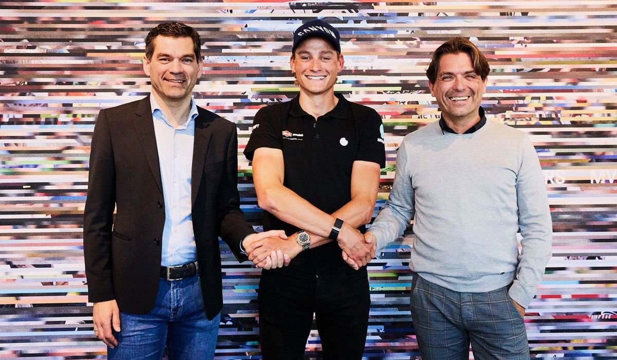 Van der Poel renovou com a Alpecin Deceuninck até 2028