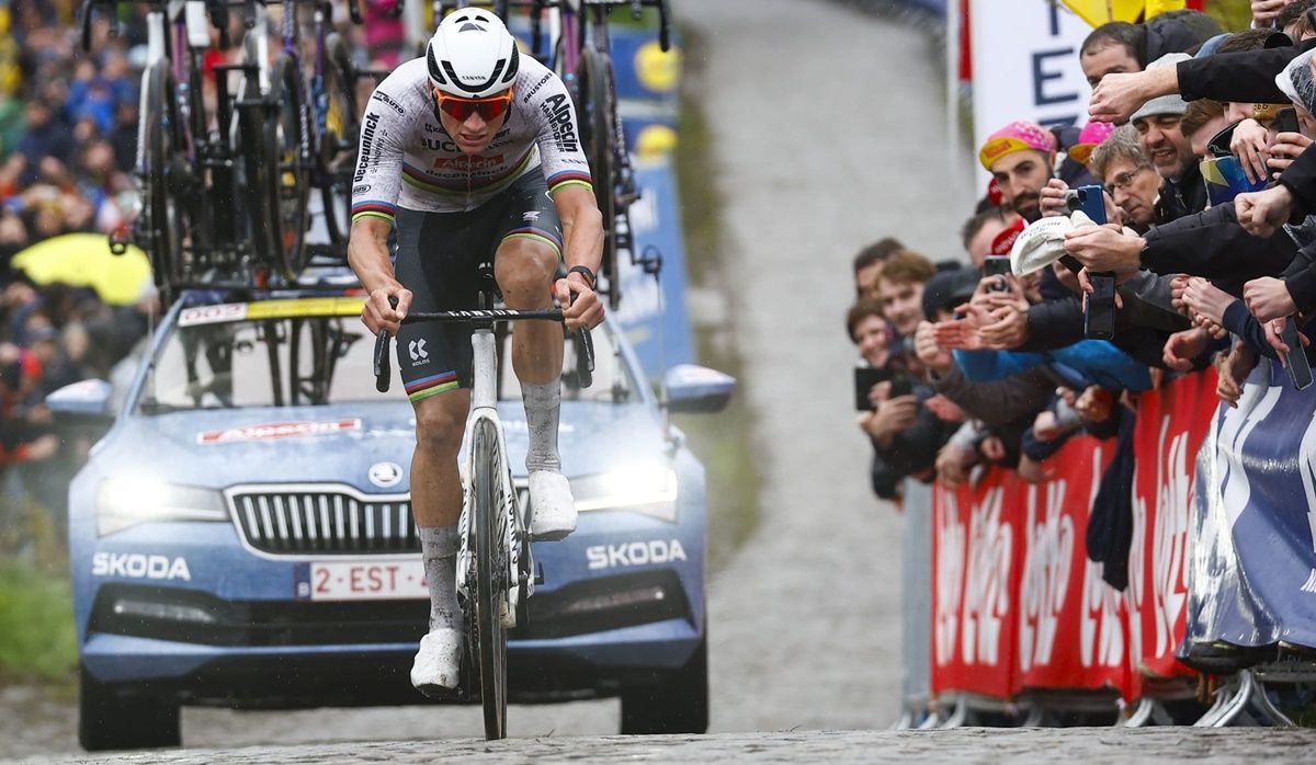 Van der Poel admitiu que ontem foi um dos dias em que mais sofreu em cima da bicicleta
