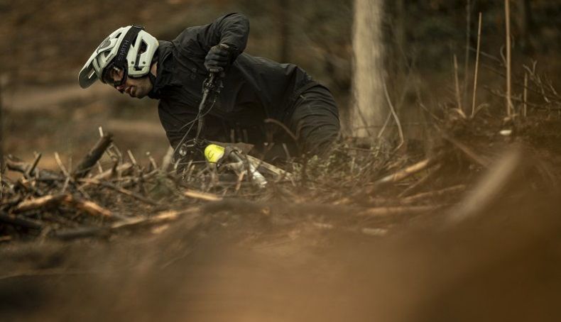 bluegrass jetro mtb helmet 21