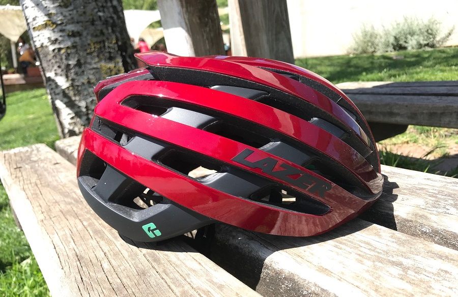 Testámos o novo capacete Lazer Z1 KinetiCore