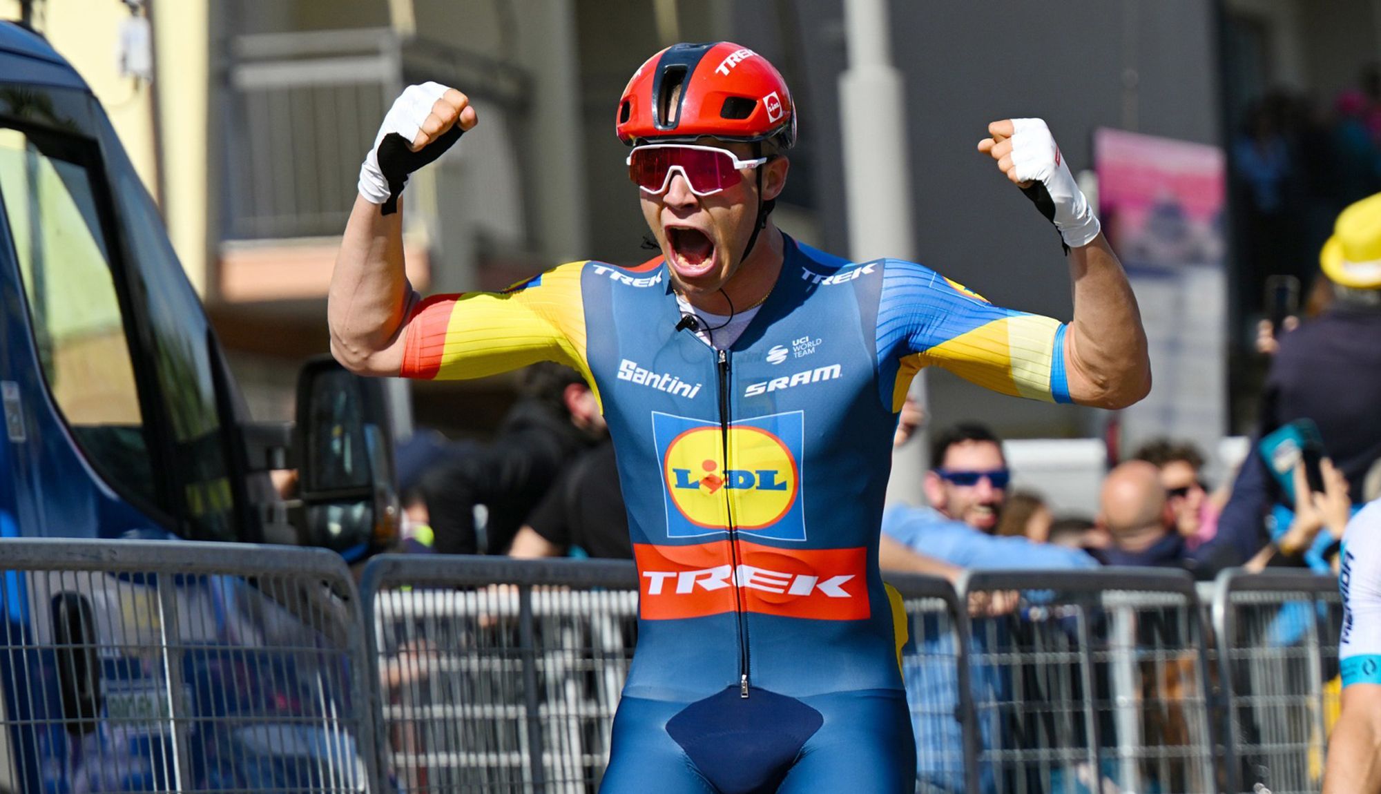 Jonathan Milan vence quarta etapa do Giro