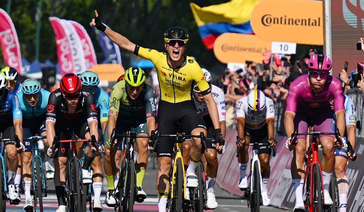 Kooij surpreende Narváez e vence a nona etapa do Giro