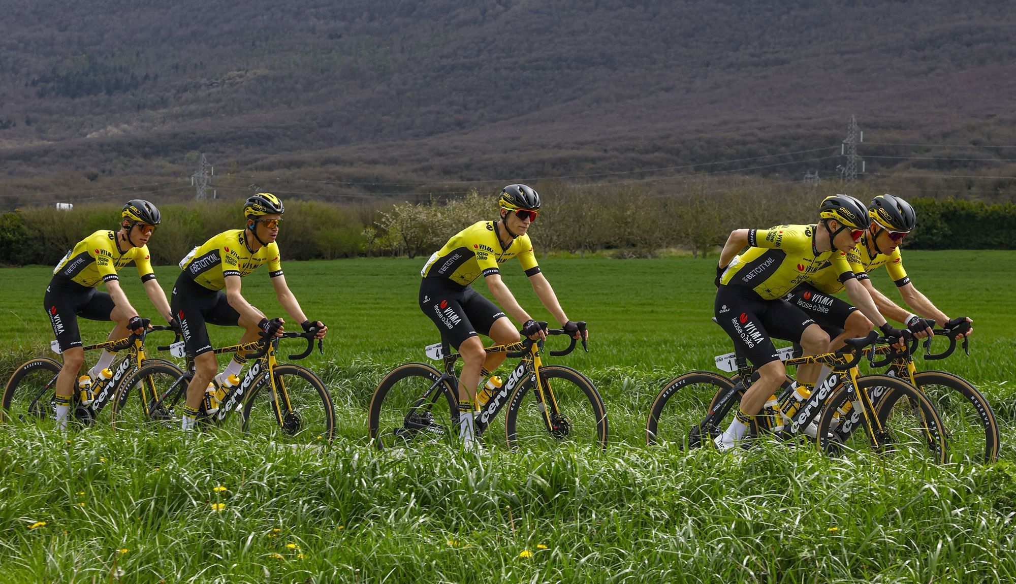 Equipa Visma, com Vingegaard, prepara Volta a França em Sierra Nevada