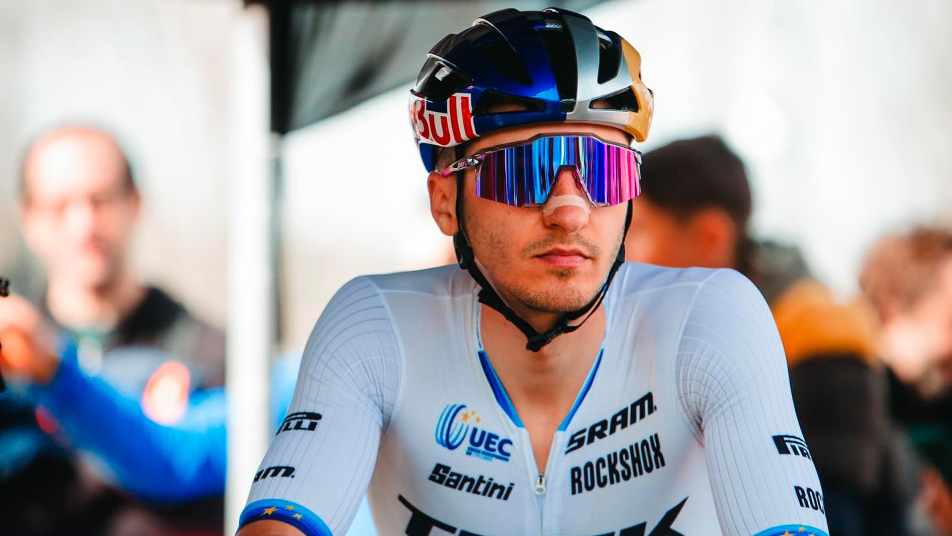 Trek Factory Racing suspende Vlad Dascalu devido a sanção da UCI