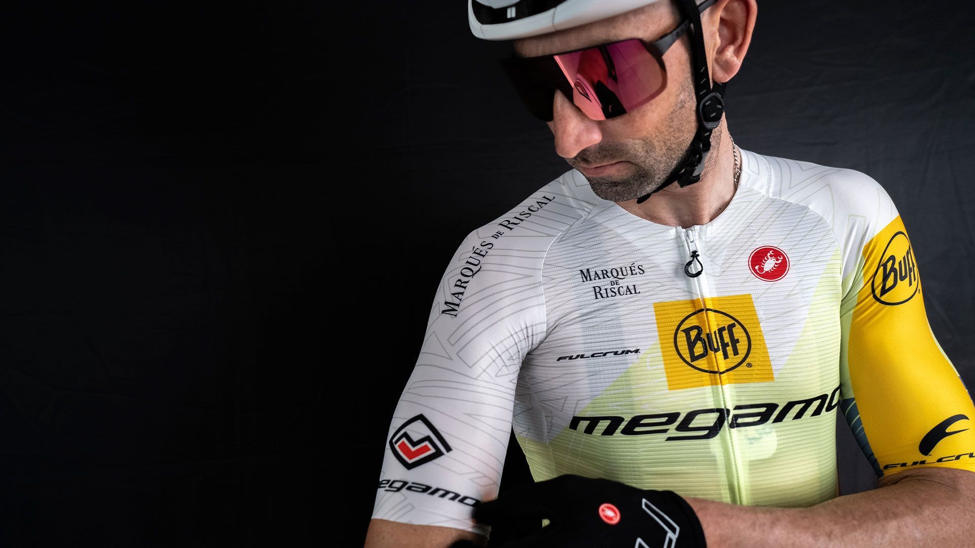 Castelli e BUFF Megamo lançam no mercado uma série limitada de jerseys da equipa